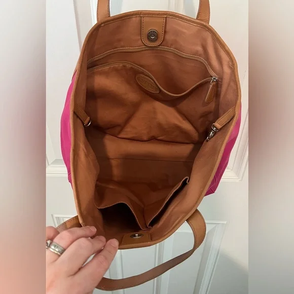 Fossil Women's Sydney Shopper Shoulder Tote Bag Purse Magenta Pink Fuschia EUC! - Picture 8 of 16